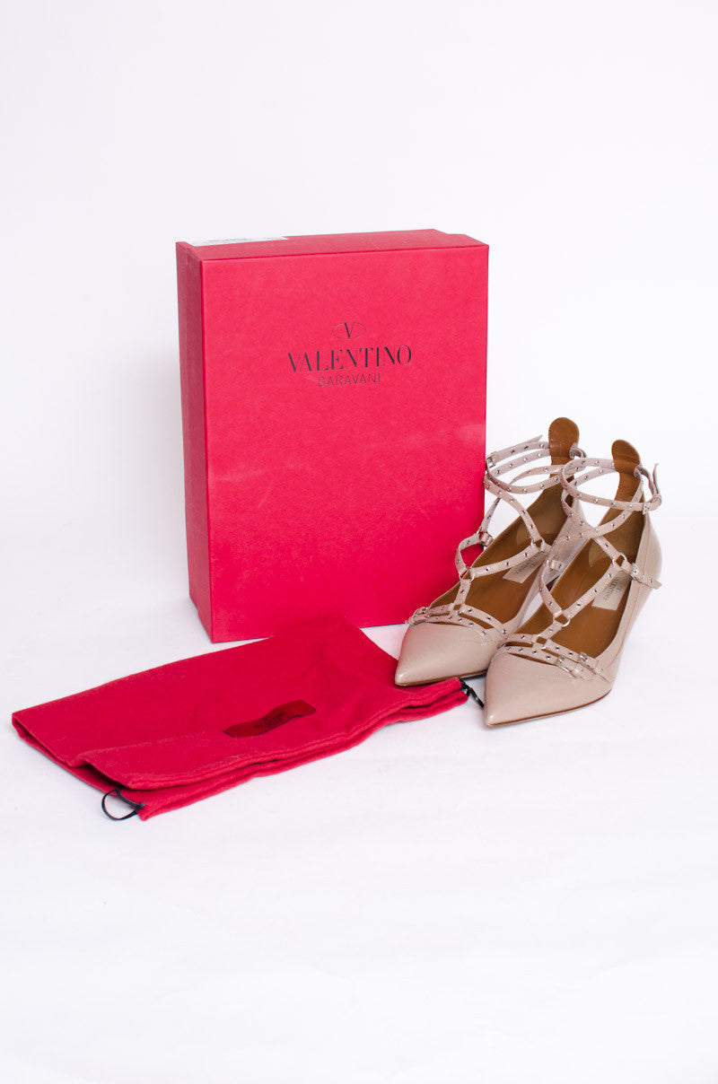 LOVE LATCH GROMMET HEELS