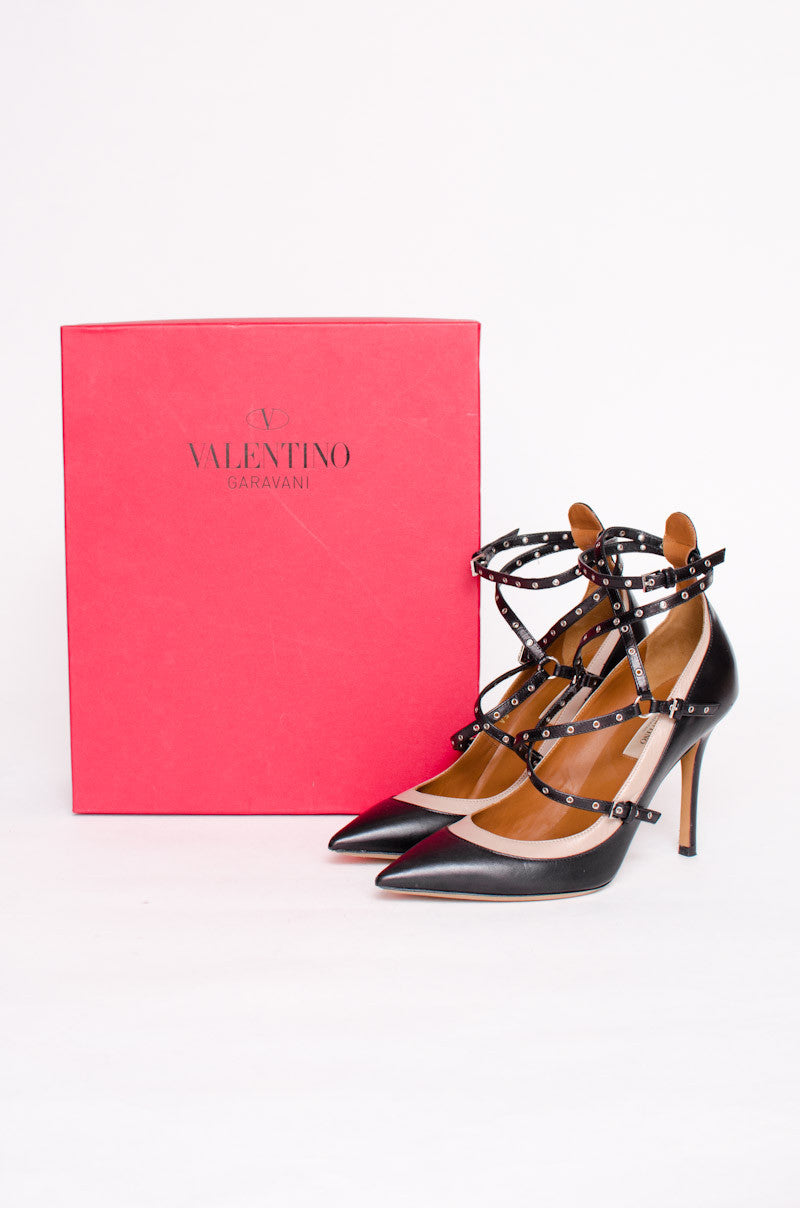 LOVE LATCH GROMMET HEELS