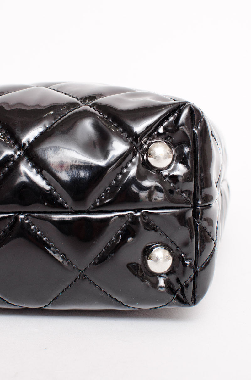 PATENT LEATHER TOTE
