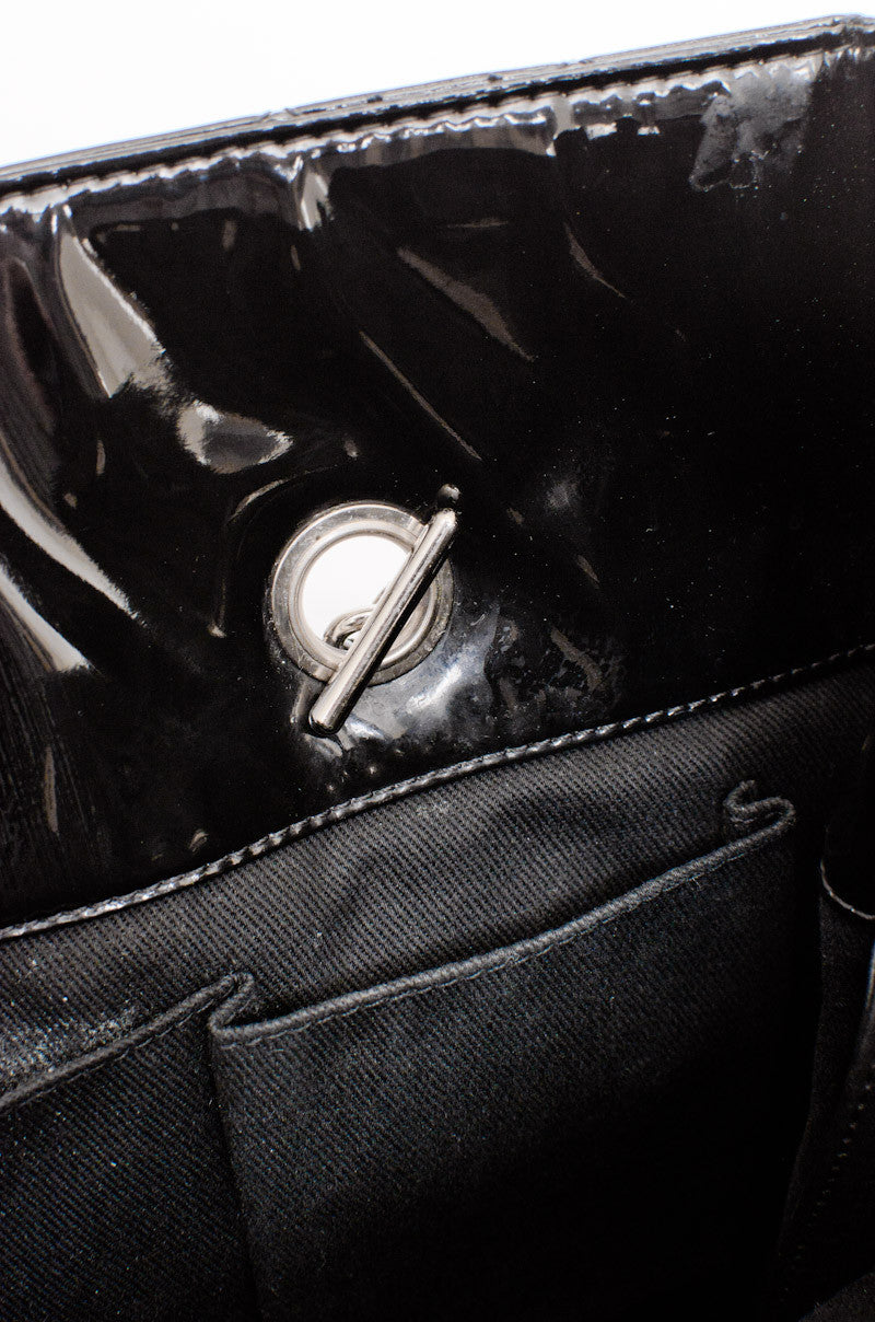 PATENT LEATHER TOTE