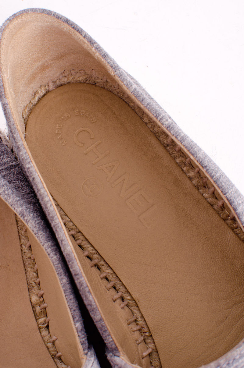 STRIATED SUEDE ESPADRILLES