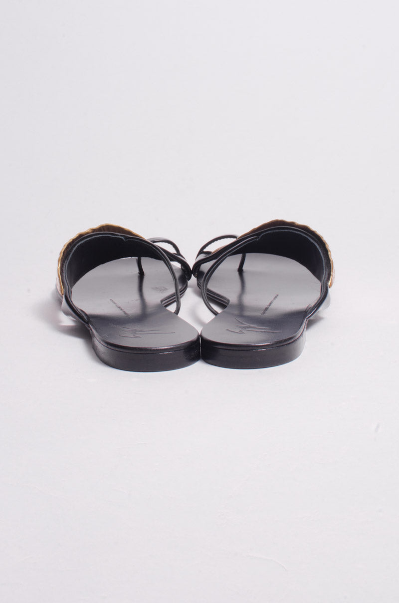 LEAF SANDALS