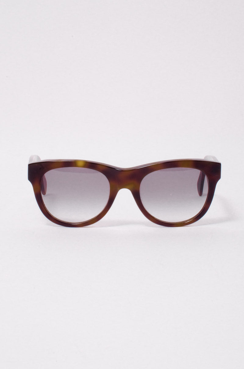TORTOISESHELL SUNGLASSES