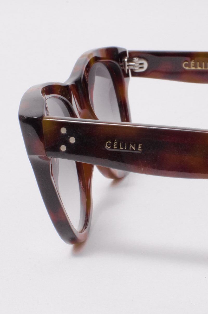 TORTOISESHELL SUNGLASSES