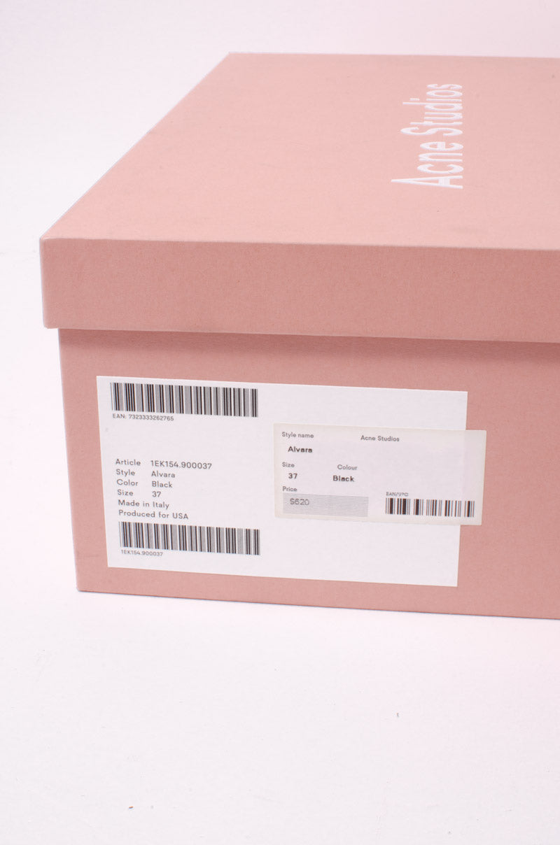 ALVARA CHUNKY HEELS