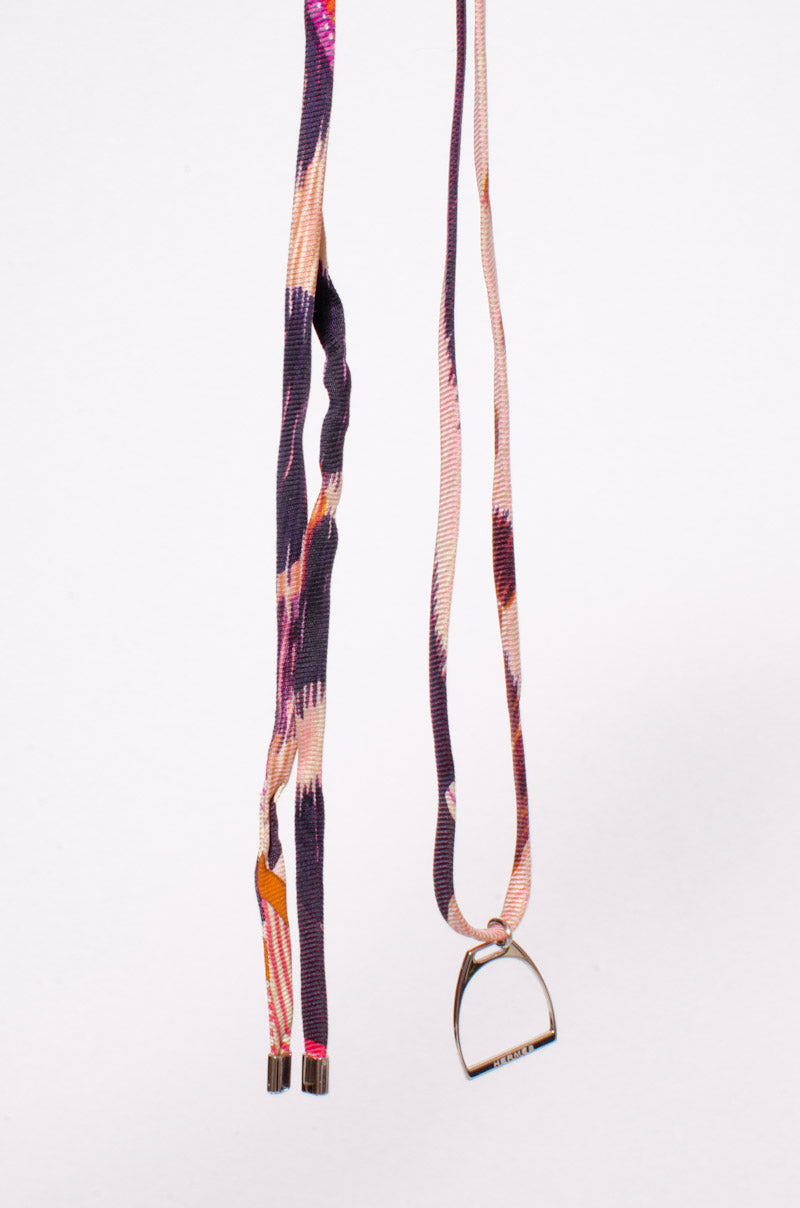 PENDANT NECKLACE
