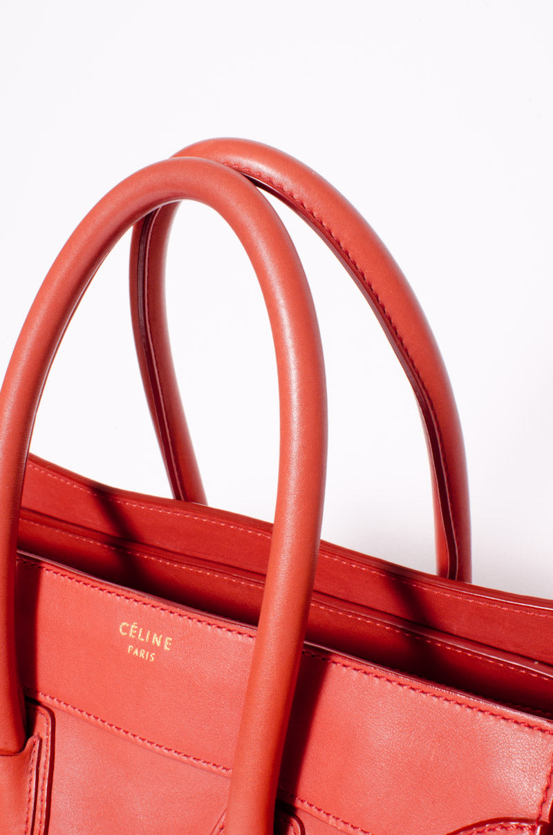 LUGGAGE TOTE