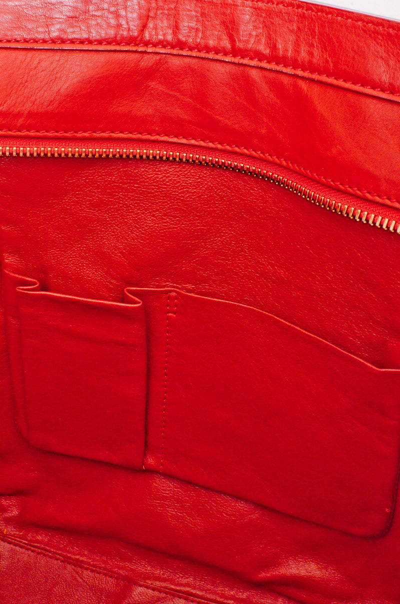 LUGGAGE TOTE