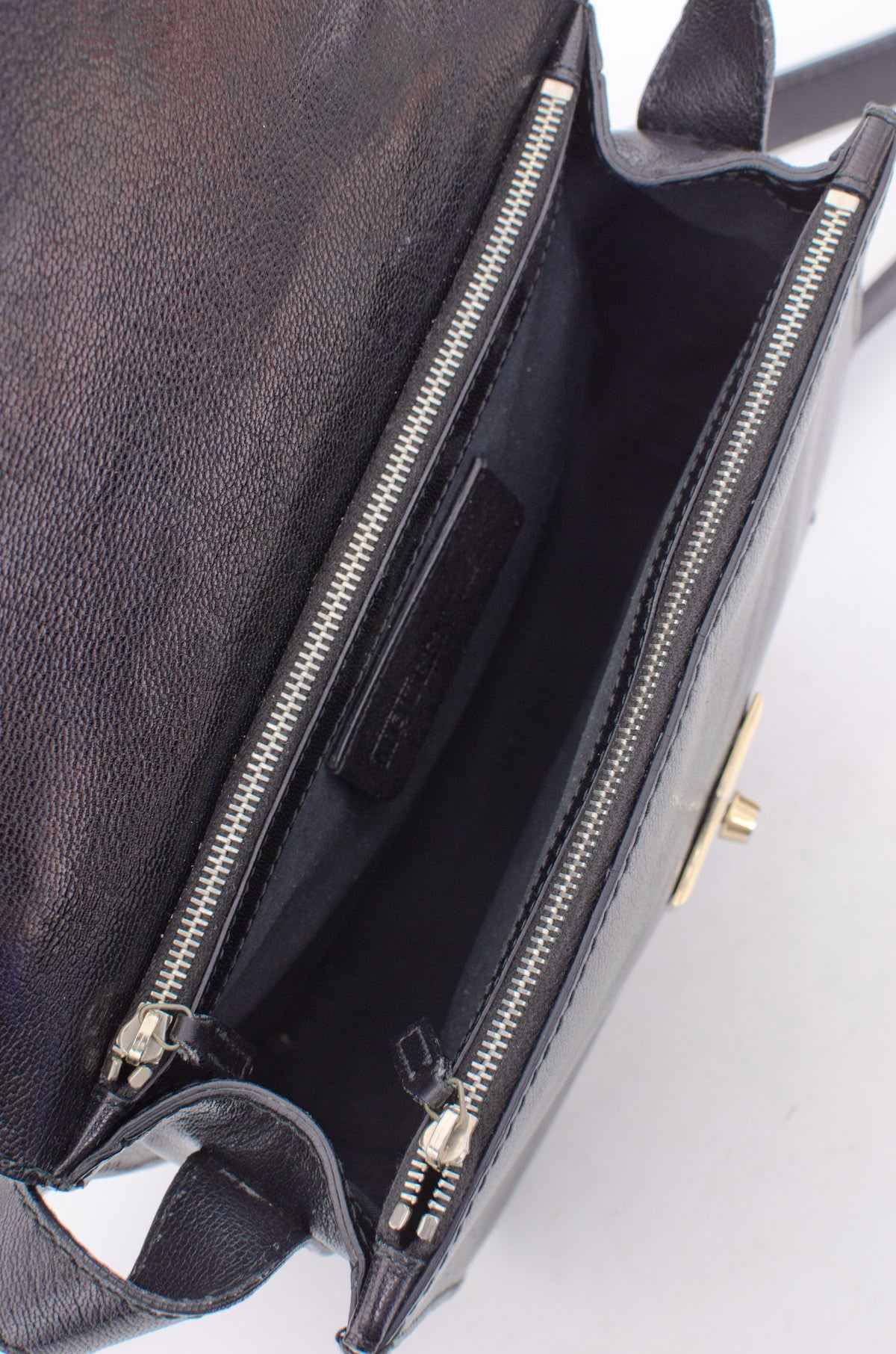 WICCA MESSENGER BAG