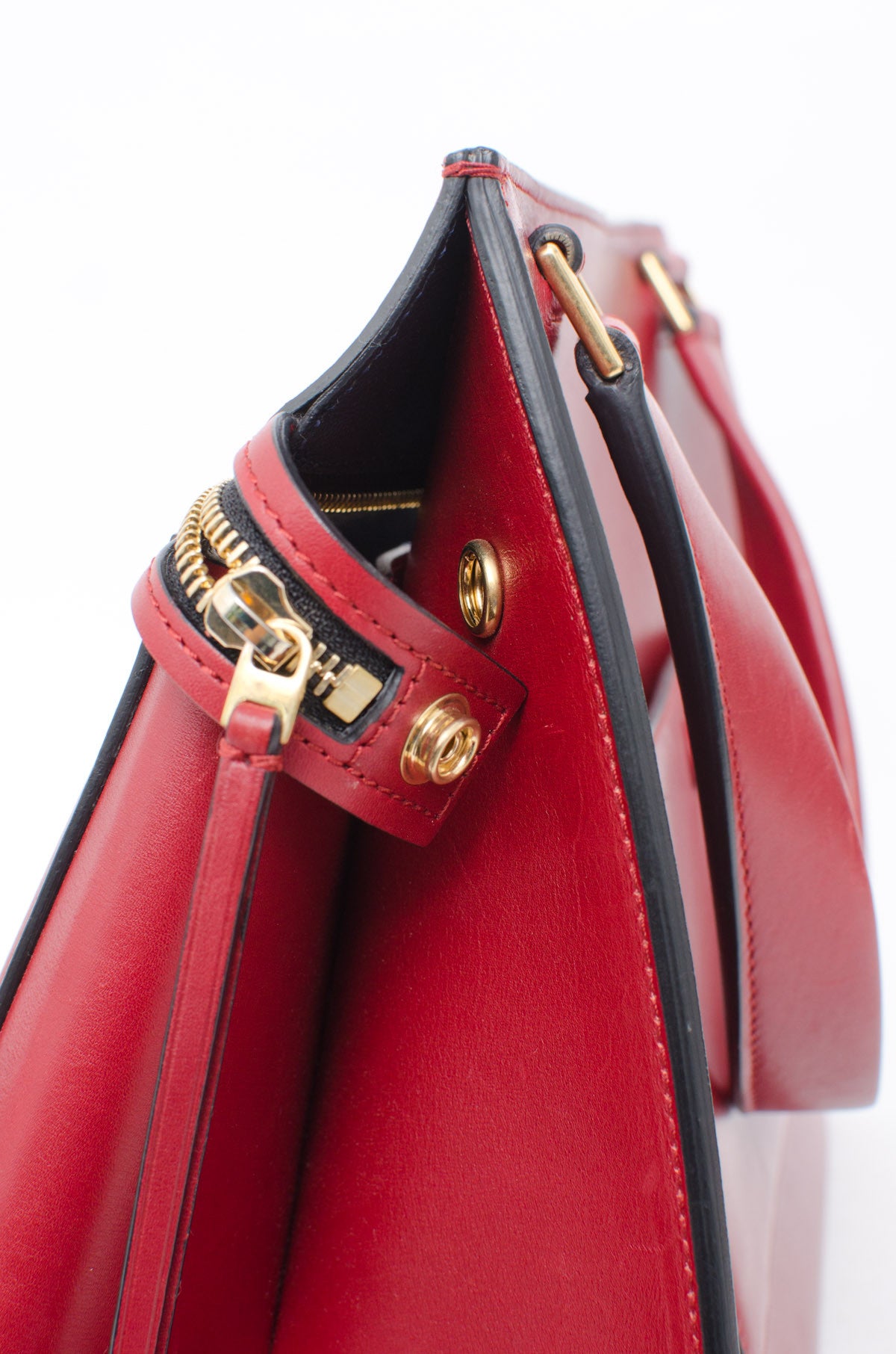 RED EDGE PURSE
