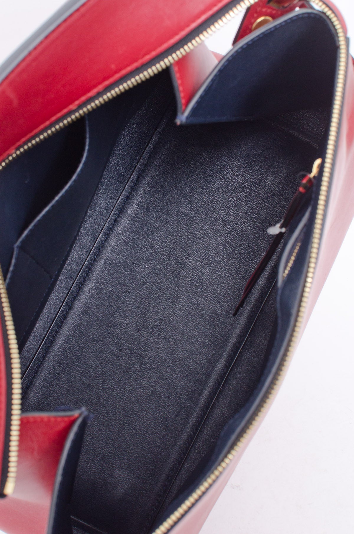 RED EDGE PURSE