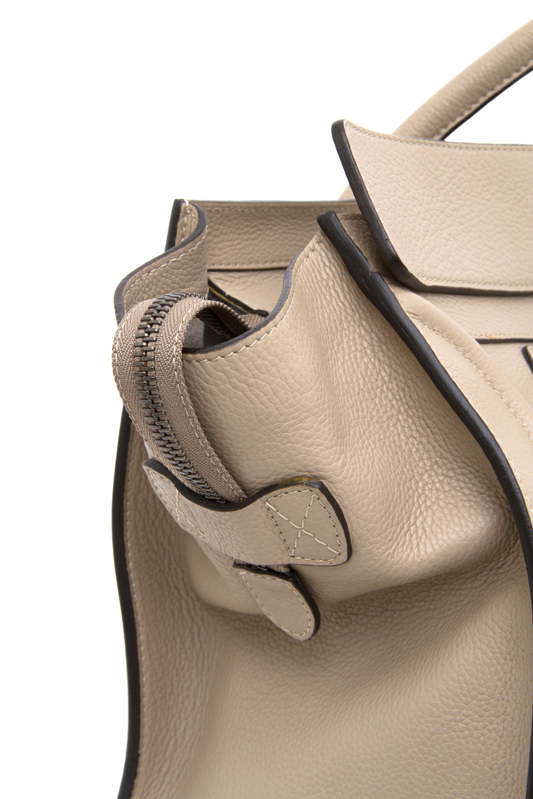 LUGGAGE TOTE IN DUNE