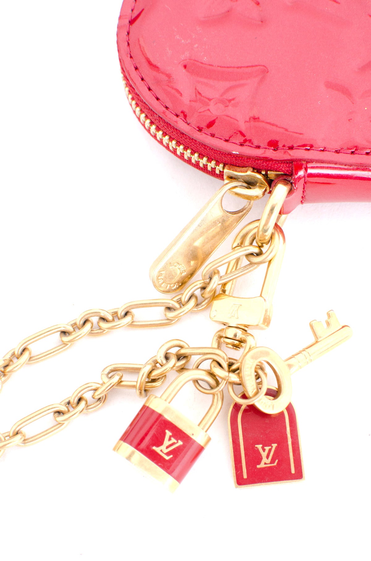 RED HEART COIN PURSE