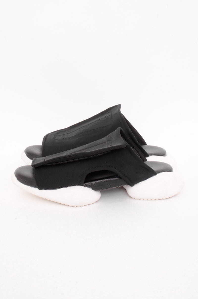RO CLOGS