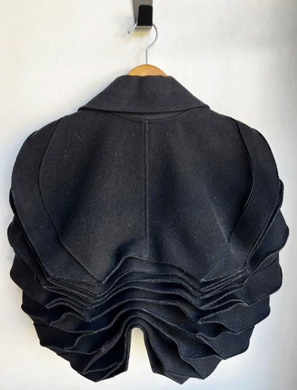 PLEATED WOOL CROPPED JACKET