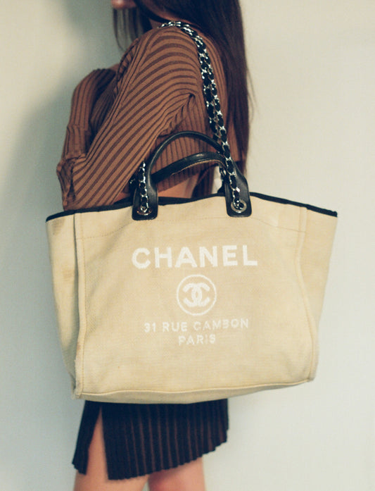 CHANEL DEAUVILLE BAG