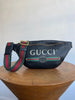 GUCCI Black Grained Logo Red Green Strap Leather Small Fanny Pack Purse Belt Bag