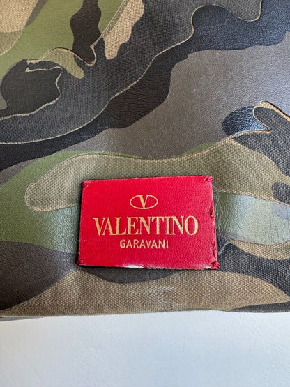 5784755