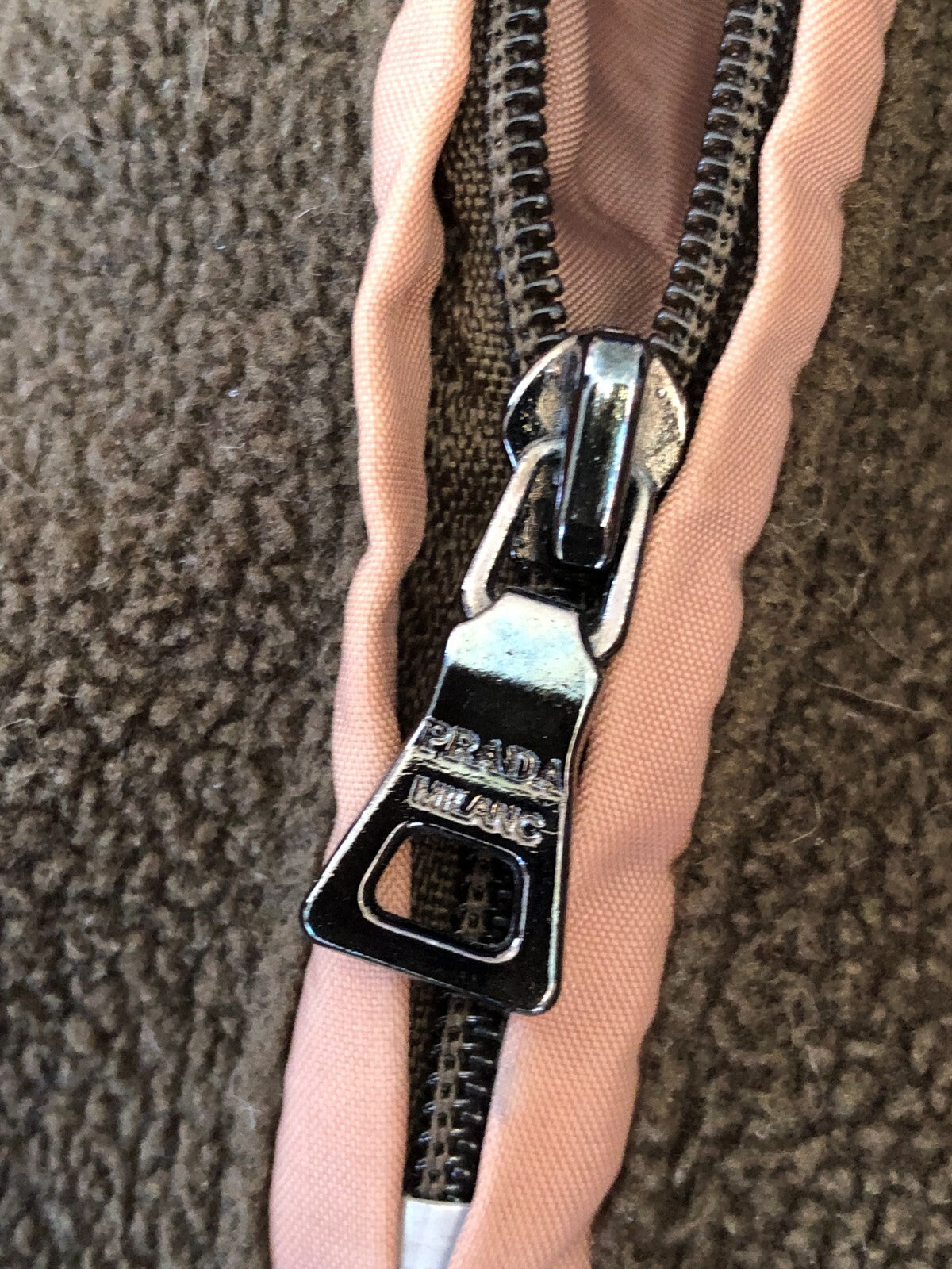 6084447
