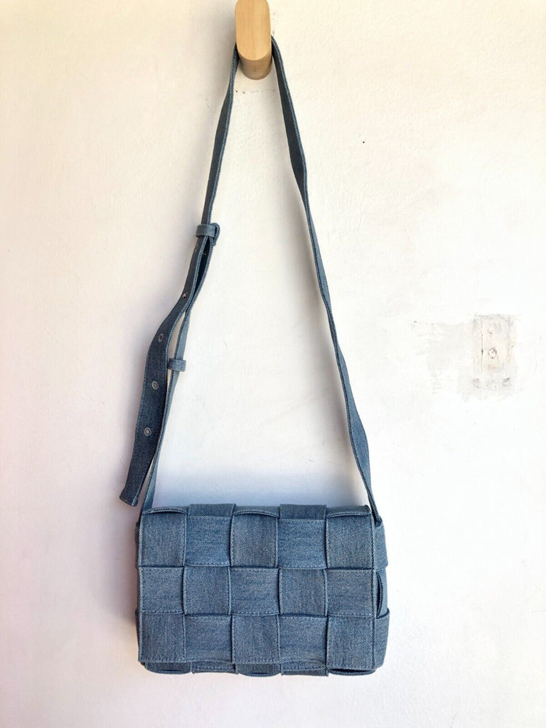 BOTTEGA VENETA Cassette Light Blue Jean Denim Woven Crossbody Shoulder Bag Purse