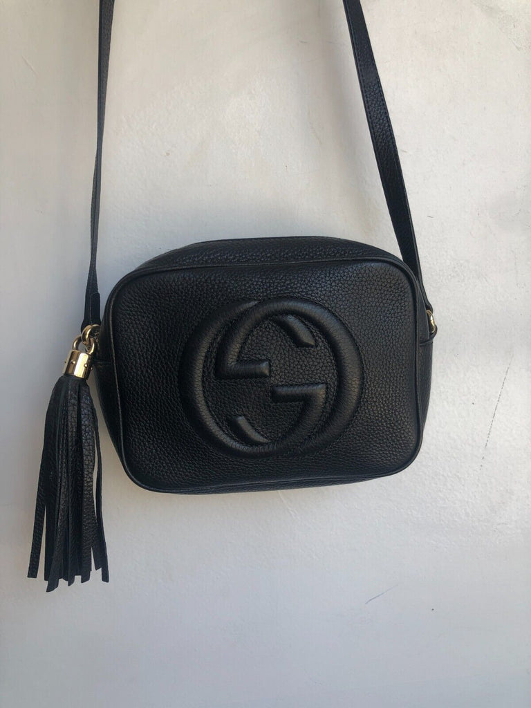 GUCCI Soho Disco Black Pebbled Leather Small Tassel Crossbody Shoulder Bag Purse