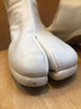 MAISON MARGIELA Men White Tabi Painted Coated Leather Split Toe Cylinder Heel 46