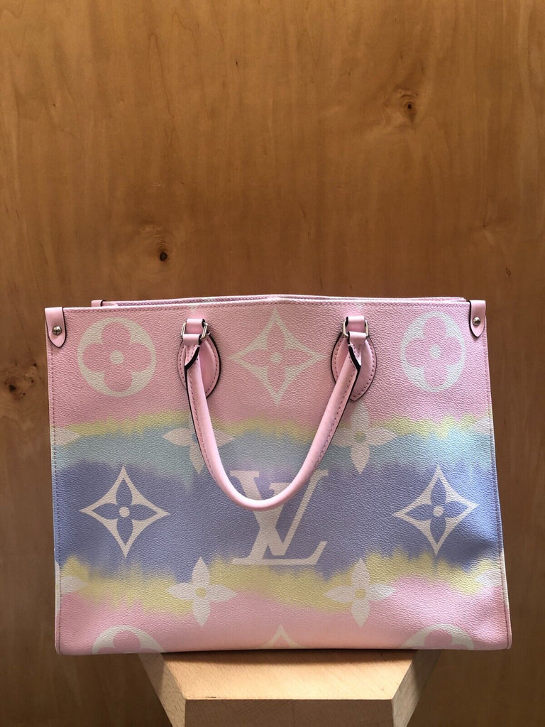 LOUIS VUITTON Escale OnTheGo GM Rainbow Pastel Canvas Monogram Tote Bag Purse