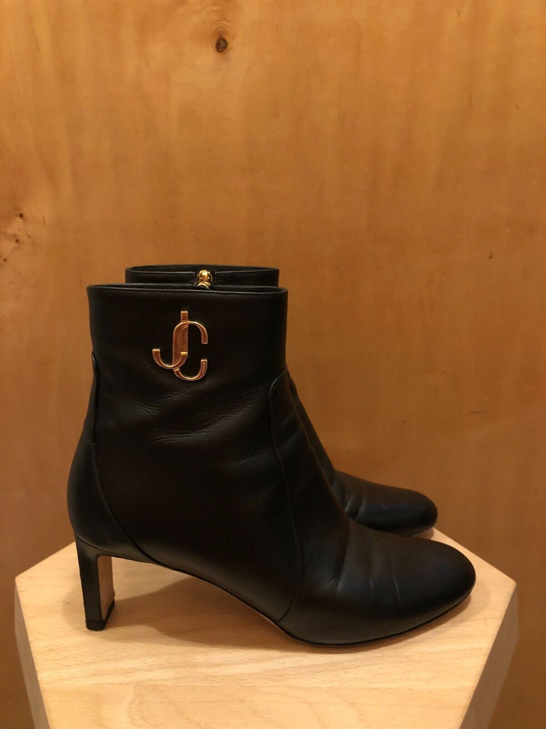 JIMMY CHOO $1150 Black Gold Logo Mid Stiletto Heel Leather Calf Ankle Boot 38.5