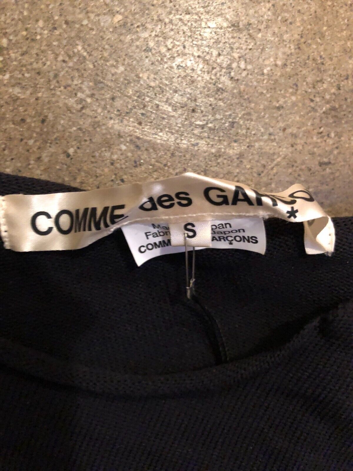 5832330