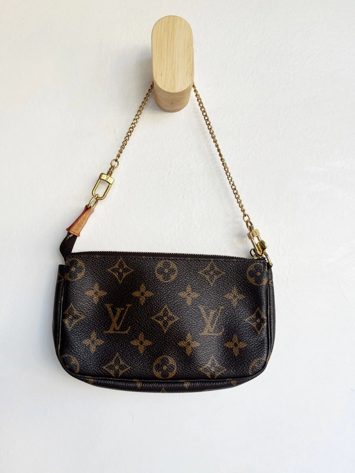 VINTAGE MINI POCHETTE CHAIN BAG
