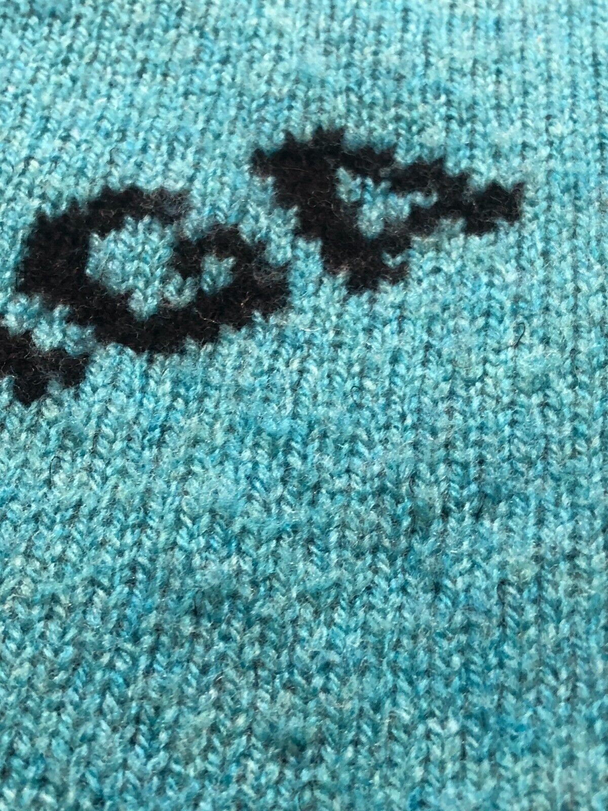 5948555
