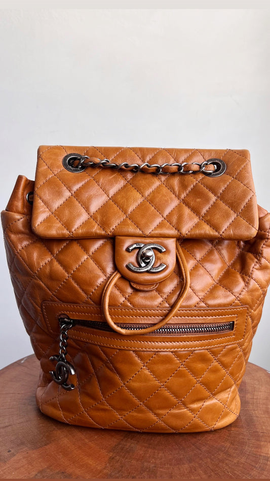 CAMEL QUILTED BACKPACK
