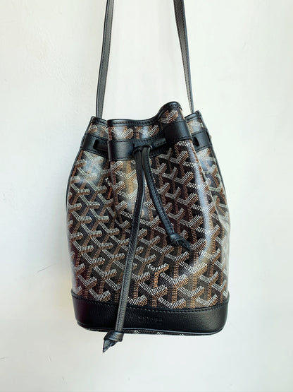 PETIT FLOT MONOGRAM BUCKET BAG