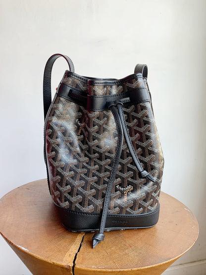 PETIT FLOT MONOGRAM BUCKET BAG
