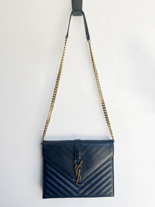 CHEVRON ENVELOPE BAG
