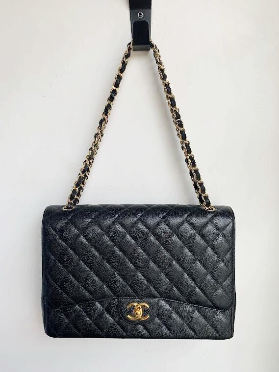 Chanel Classic Double Flap Maxi vs Jumbo - What's in my bag