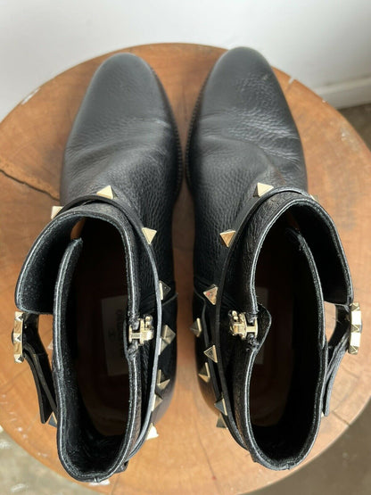 ROCKSTUD ANKLE BOOT