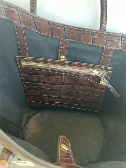 EMBOSSED TULIP BAG