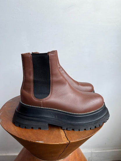 BURBERRY Braemer Tan Brown Leather Chunky Platform Chelsea Ankle Boot 35.5/36
