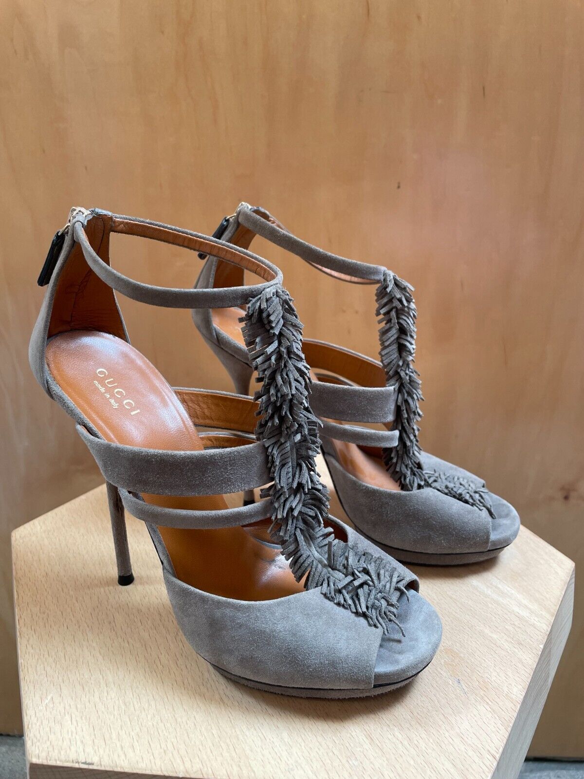 GUCCI Rare Gray Suede Leather Fringe TStrap Strappy Cut Out Heel Shoe 37.5/7.5