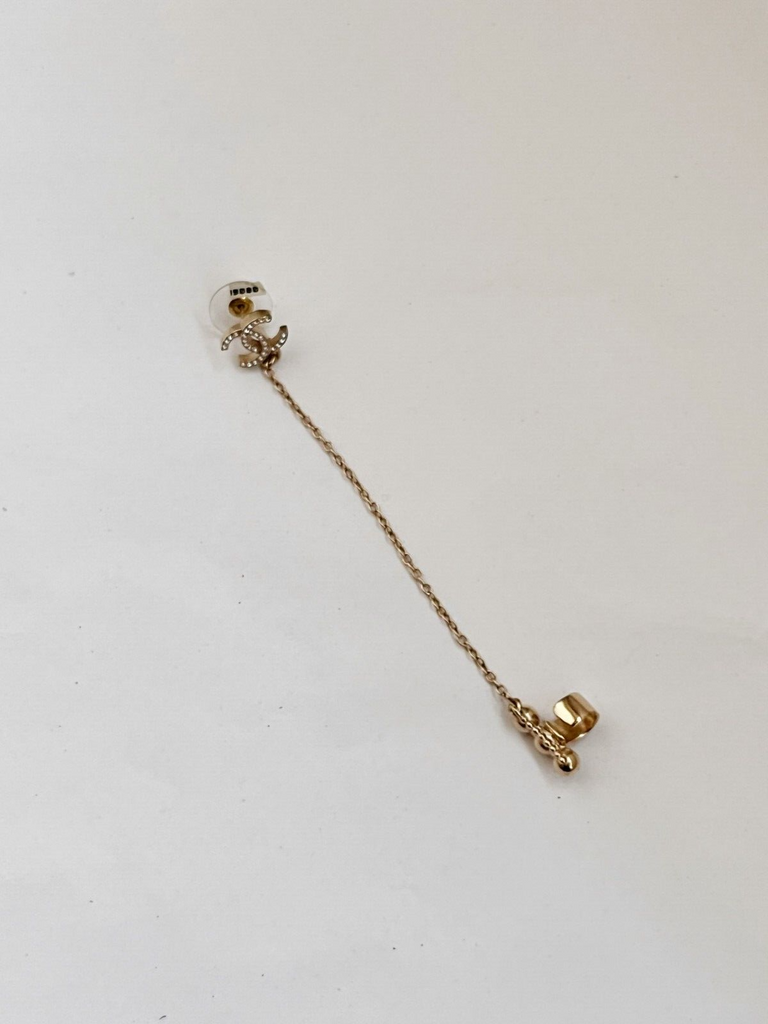CHANEL Rare Gold CC Rhinestone Drop Chain Single Earring Ear Cuff