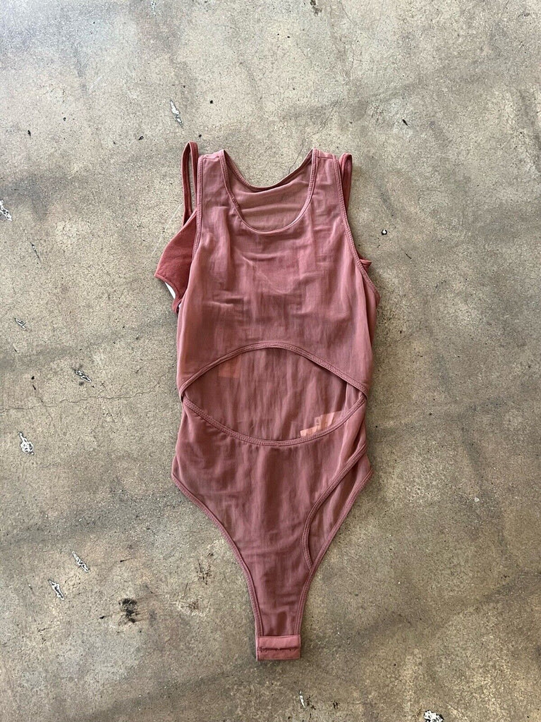 DION LEE NEW Shadow Overlay Mesh Brick Pink Sleeveless Cut Out Top Bodysuit 4/0