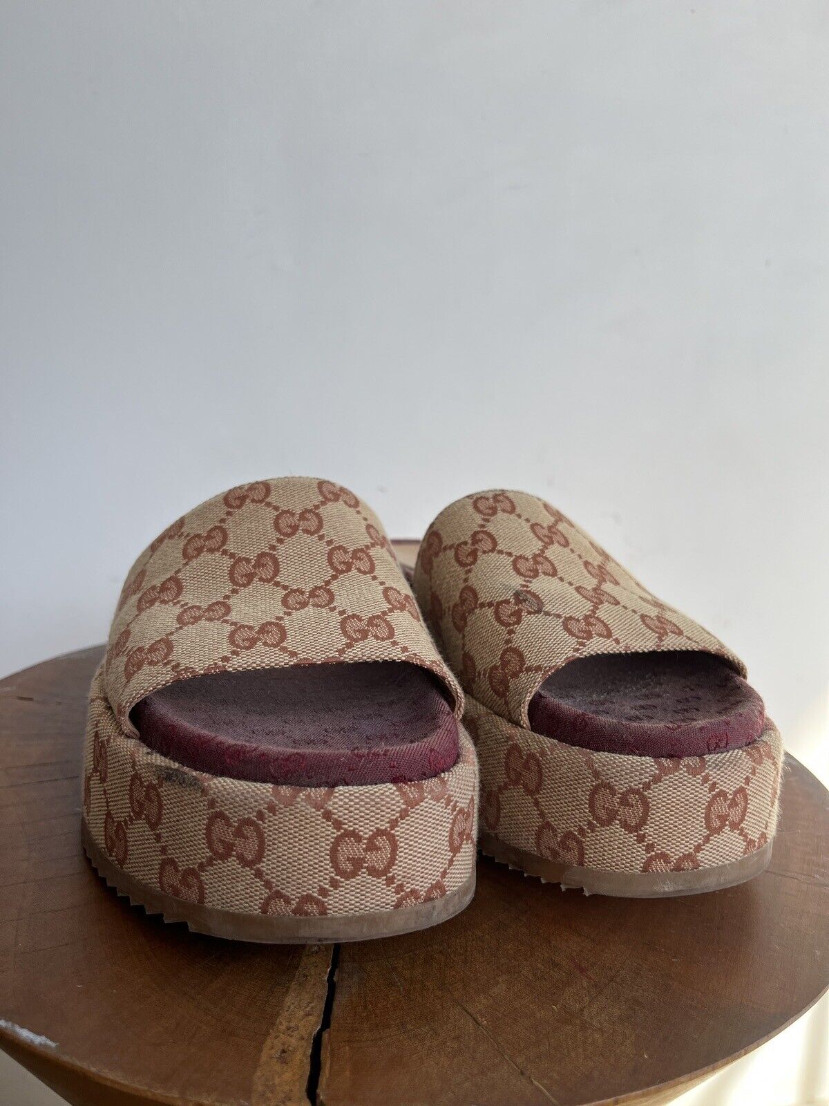 GUCCI Angelina Beige Red Maroon Canvas Monogram Platform Slide Sandal Shoe 38