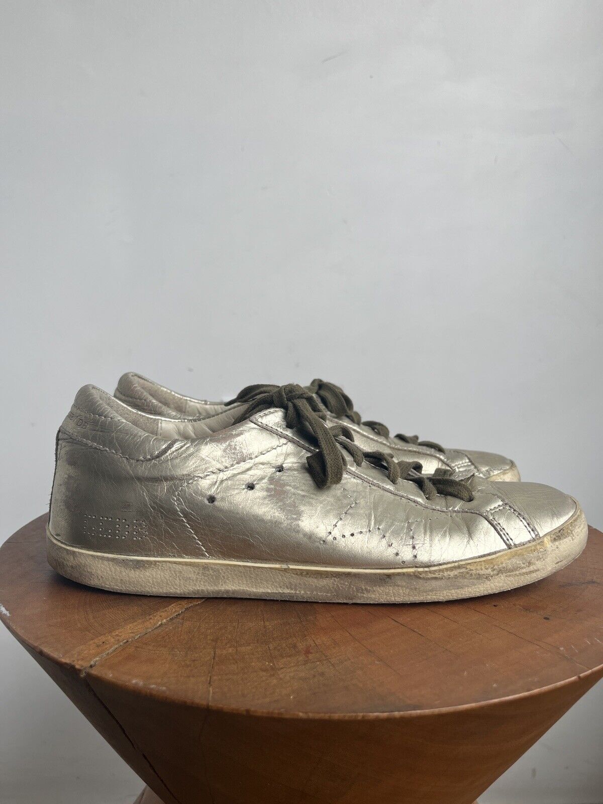 スニーカー Golden  Low-Top Sneakers With Perforated Upper Golden Goose Low-top Sneakers With Perforated Upper In