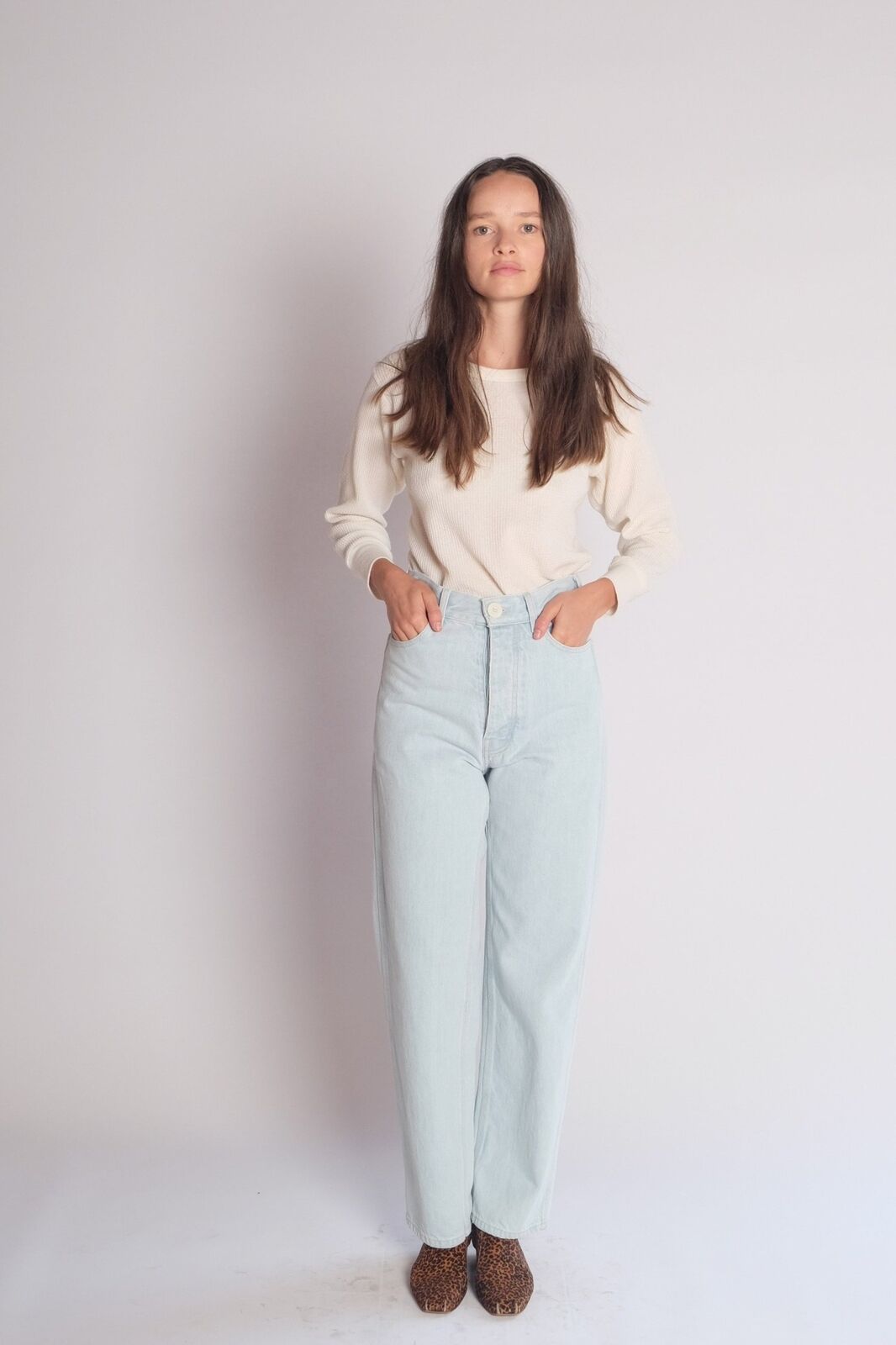 JESSE KAMM 225's Light Pale Blue High Waist Straight Slim Leg Denim Pant 0