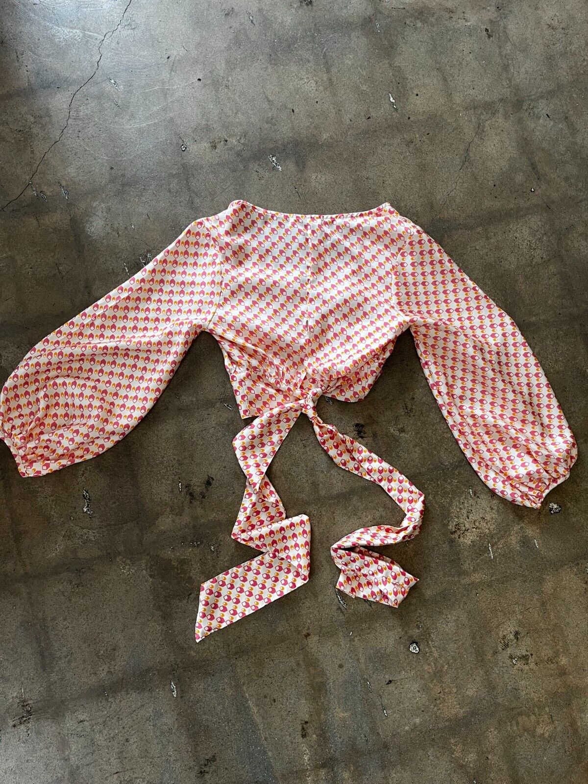 CIAO LUCIA White Pink Orange Geometric Printed Silk Tie Cropped Blouse Top S