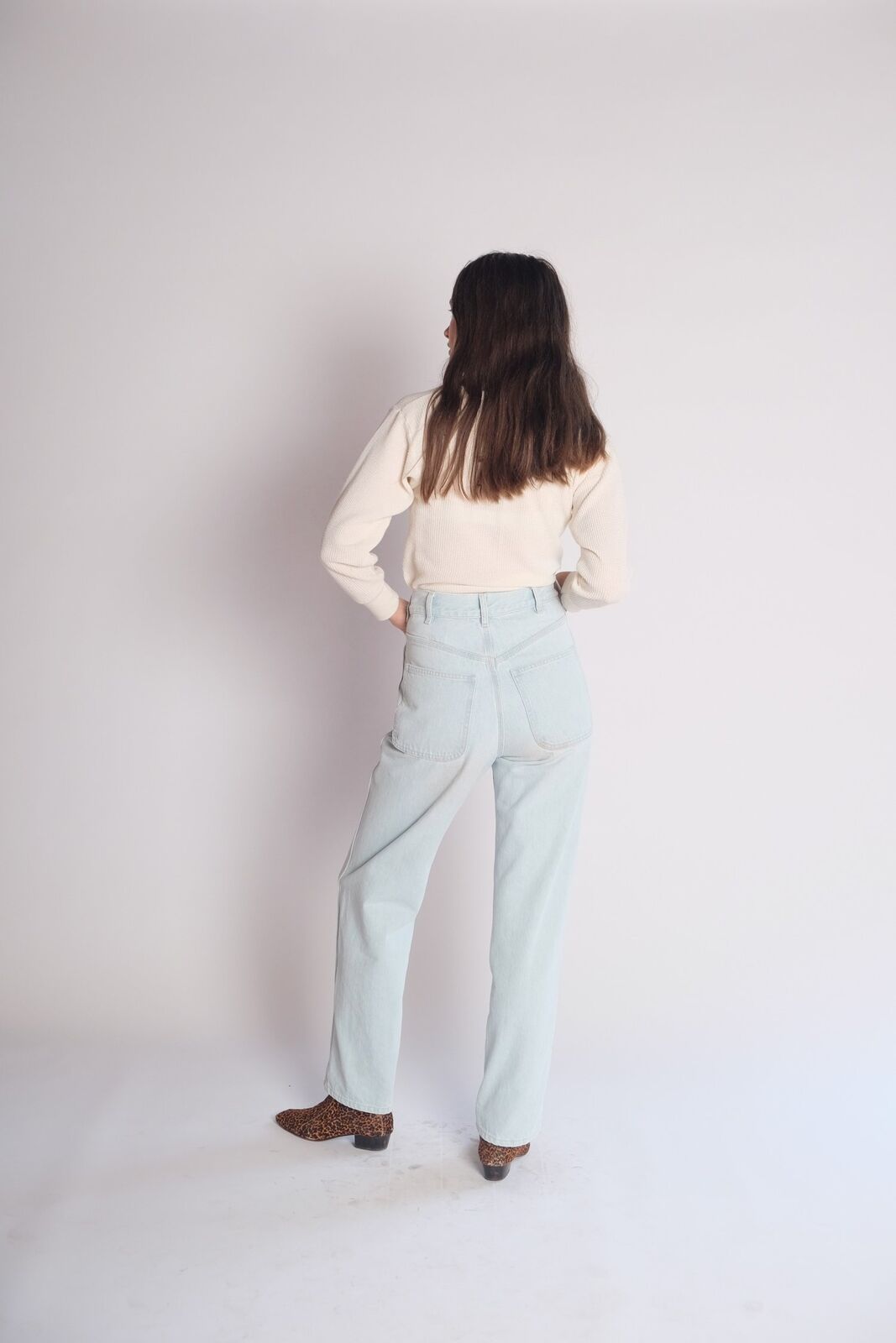 JESSE KAMM 225's Light Pale Blue High Waist Straight Slim Leg Denim Pant 0