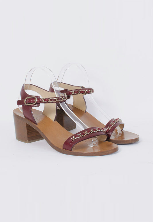 MAROON CHAIN SANDALS