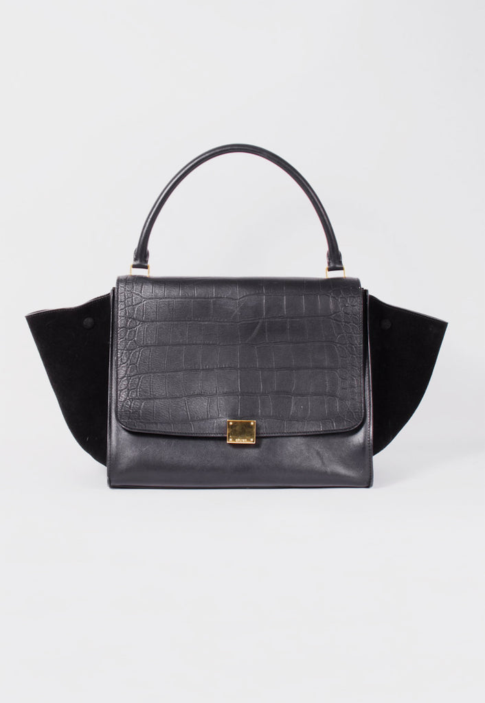 EMBOSSED TRAPEZE BAG
