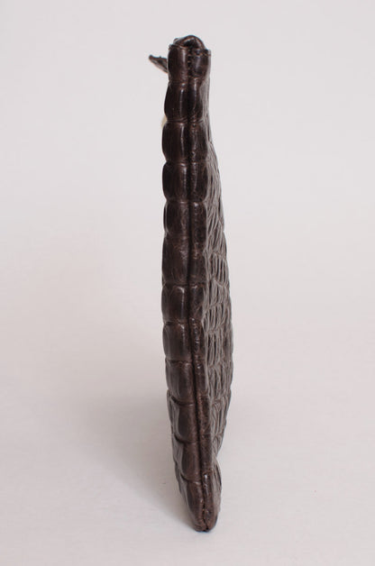 EMBOSSED FLAT CLUTCH